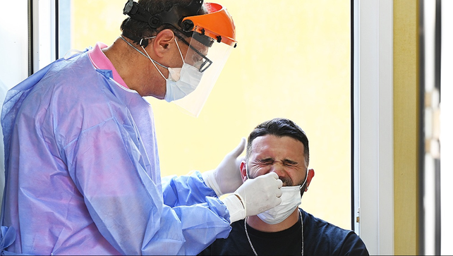 Aumentaron los casos de Covid pero especialistas aseguran que no impacta en la salud pública