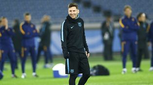 Barcelona enfrenta al campeón chino