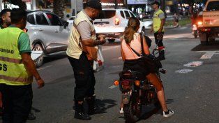 El 50% de los motociclistas a los que se les secuestró el rodado canjeó la multa por la compra de un casco
