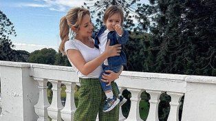 Fabiola Yáñez está viviendo con su hijo Francisco en España