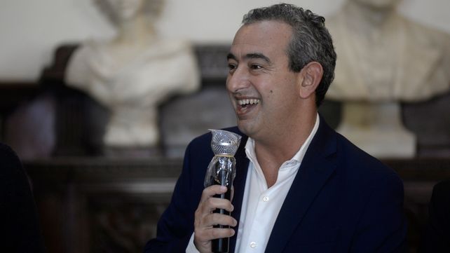 Una variopinta alianza política que le sigue dando réditos a Javkin