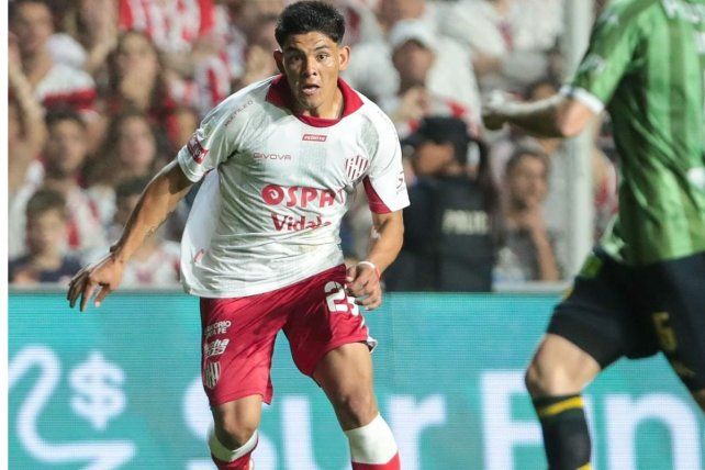 Unión analiza el futuro de Diego Armando Díaz ante el avance de Godoy Cruz