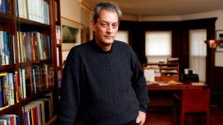 El escritor estadounidense Paul Auster, murió el martes a los 77 años por complicaciones de un cáncer de pulmón.&nbsp;