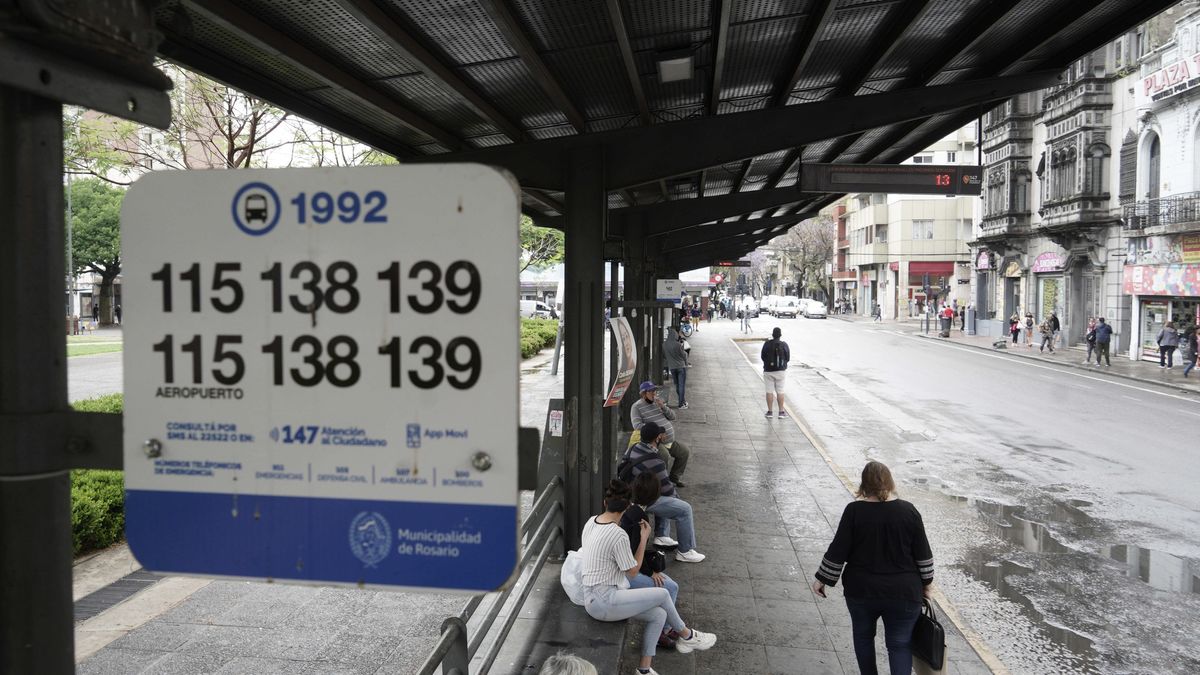Crece el malestar de vecinos por las malas frecuencias de los colectivos
