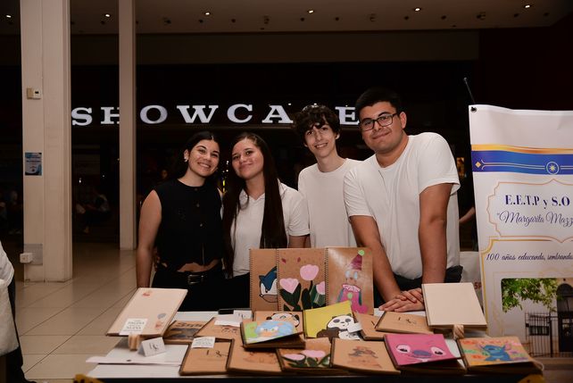 Candela Chavarini, Sofía Rodríguez, Alejo Sastre y Diego Riquelme  