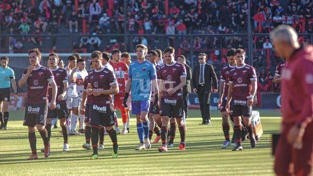 El escudo que tendría la dirigencia de Colón para evitar intimaciones de los jugadores