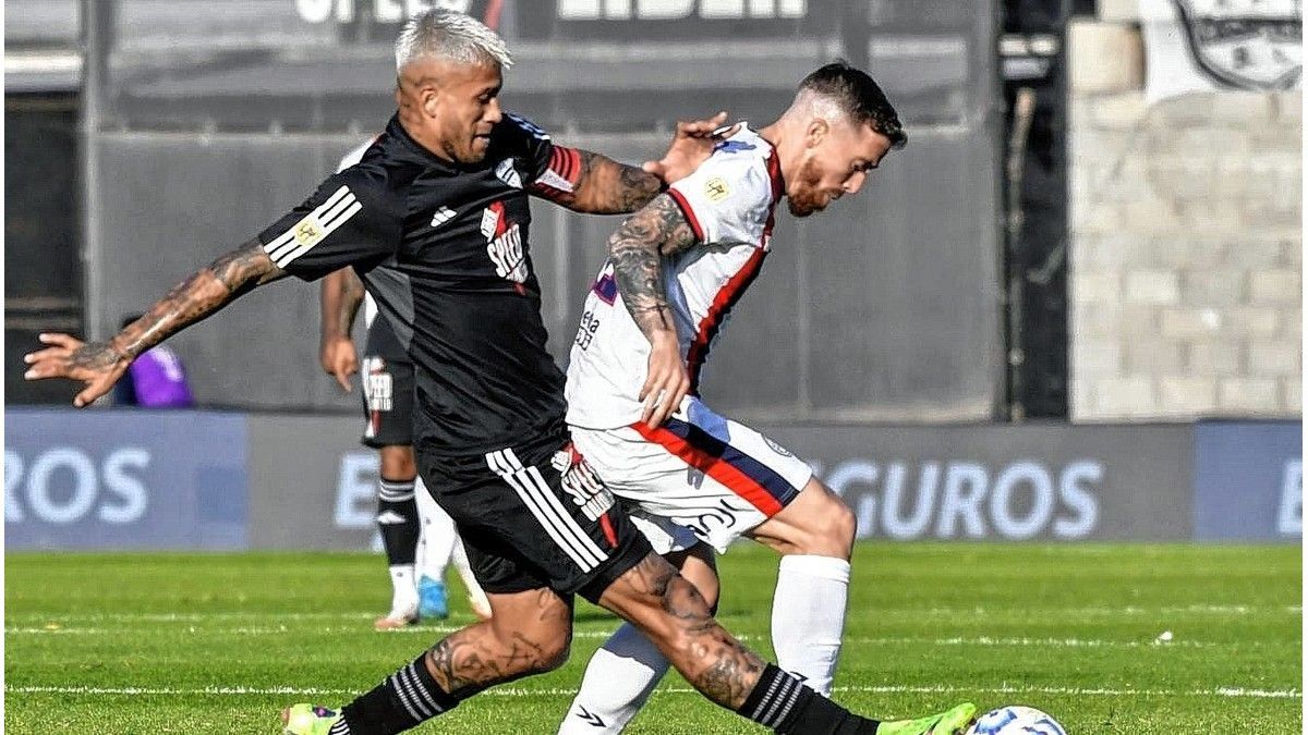 Deportivo Riestra y San Lorenzo igualaron sin goles en un partido con ...