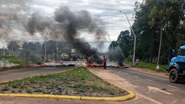 Durante seis horas estuvo interrumpido el tránsito en uno de los acceso a la ciudad.