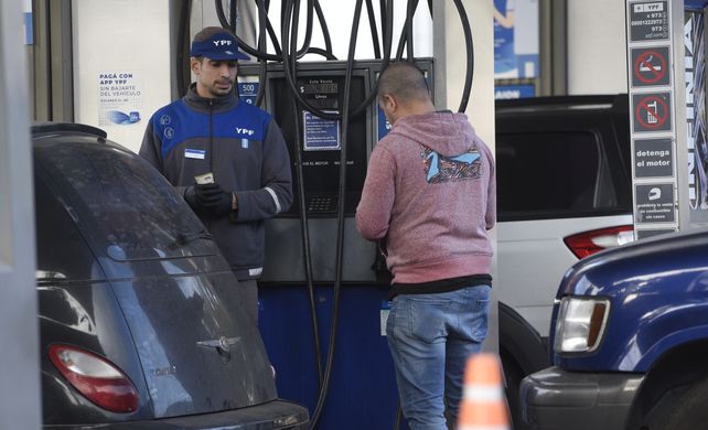 El cambio propuesto para la ordenanza vigente acorta de mil a 200 metros la distancia para habilitar locales de venta de combustible en algunos sectores de la ciudad.