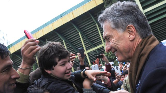Las bandas militares cierran la celebración del Bicentenario