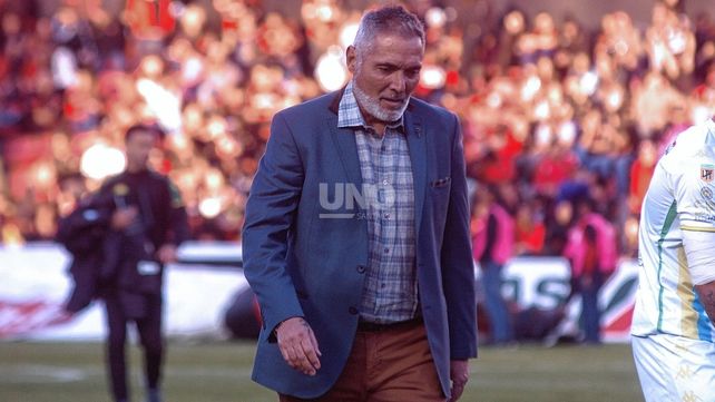 De los tres técnicos que dirigieron a Colón en este torneo De los tres técnicos que dirigieron a Colón en este torneo