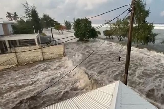 Alerta en Japón, EEUU y Chile por el tsunami originado por el volcán de Tonga