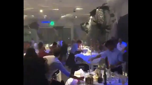 La tormenta rompe los vidrios de un salón de fiestas en Santa Fe.&nbsp;