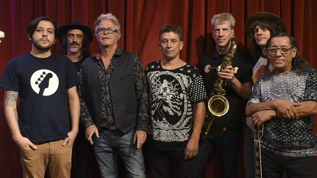 Los Abuelos de la Nada vuelven al ruedo con disco nuevo y una gira