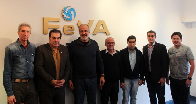 La Selección Argentina masculina de vóley tiene nuevo entrenador