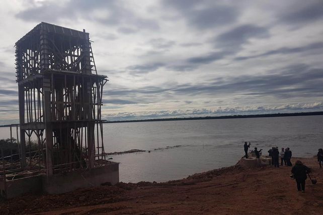 El gobierno ejecuta un plan de agua potable para responder a la demanda de pueblos y ciudades
