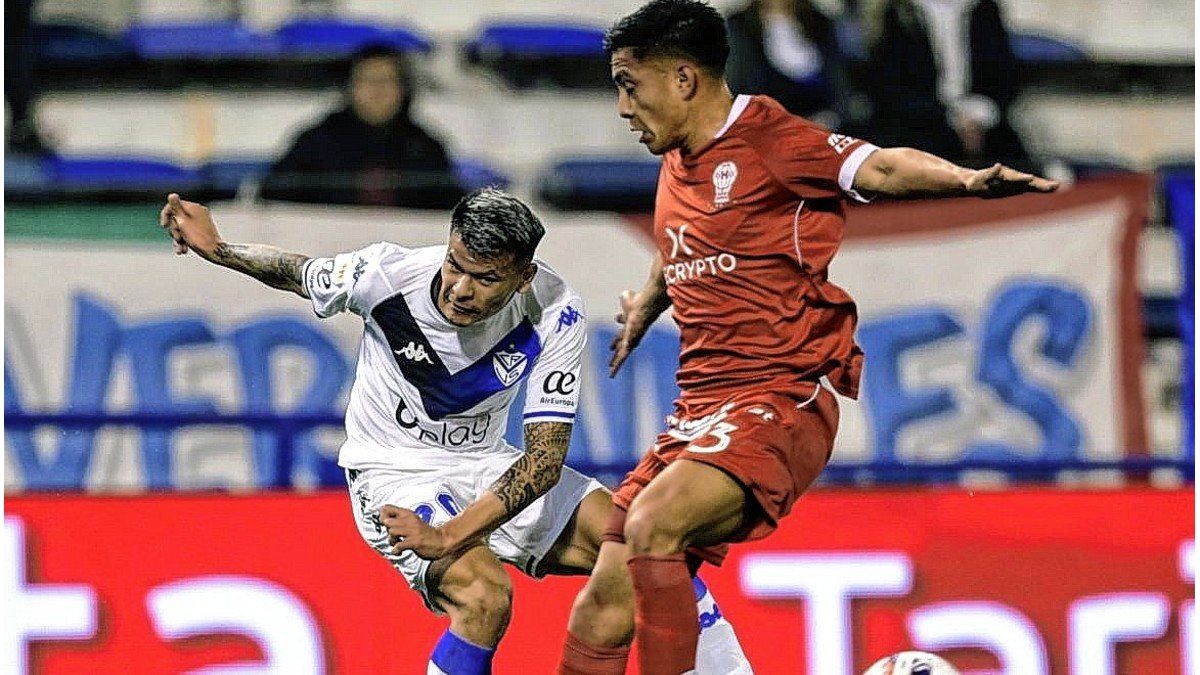 Huracán y Vélez, choque vital por la permanencia en Parque Patricios