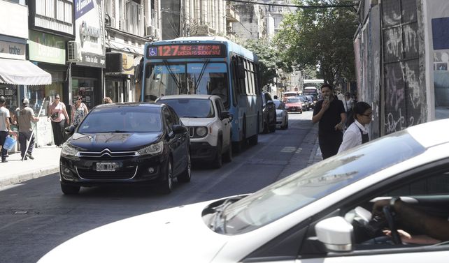 Radiografía del tránsito en Rosario: hay más vehículos, pero son más viejos