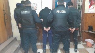 Robo en Fray Luis Beltrán. Los sospechosos fueron detenidos cerca de Laprida y Belgrano.