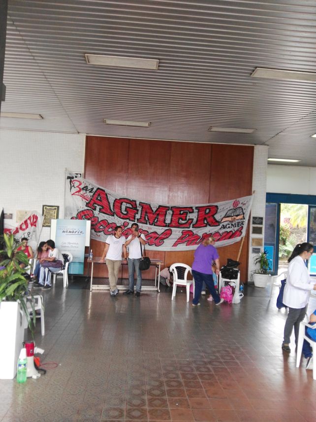 Agmer Paraná tomó la planta baja del CGE. Foto UNO.&nbsp;