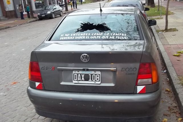 Antes del partido hinchas de Colón y Atlético dañaron más de 20 autos