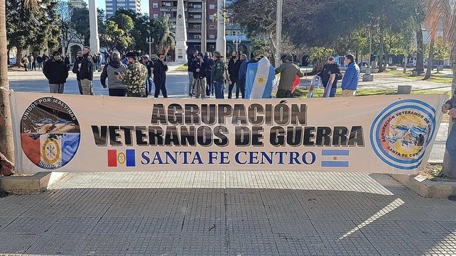 Los veteranos de Malvinas realizan un acampe pidiendo una pensión y obra social Los veteranos de Malvinas realizan un acampe pidiendo una pensión y obra social