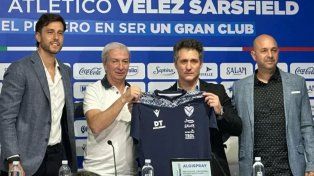 Ricardo Álvarez, Fabián Berlanga, Guillermo Barros Schelotto y Sebastián Pait.