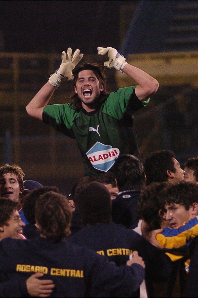 Ojedazo. Todo el plantel auriazul ovacionó al arquero aquel 29 de agosto de 2005.