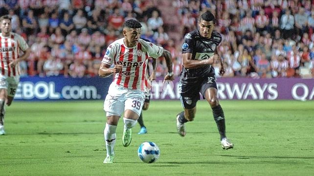 Unión juega a todo o nada ante Junior en Barranquilla