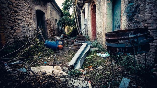 Imágenes de un pueblo fantasma de Italia abandonado tras un terremoto hace 35 años