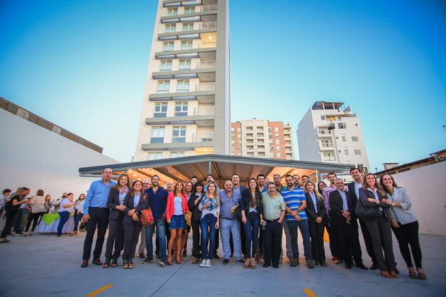 La foto grupal de la inauguración.&nbsp;