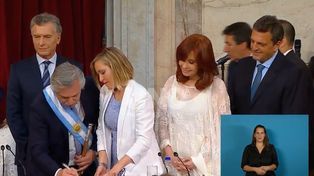 Juran los ministros de Fernández