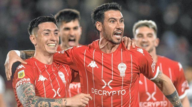 Huracán derrotó 1 a 0 a Gimnasia en una final por la permanencia.