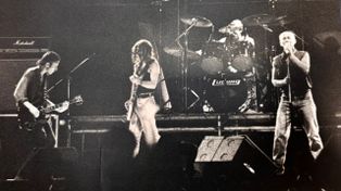 El último concierto de Los Redondos en Rosario: tierra, democracia y sudor