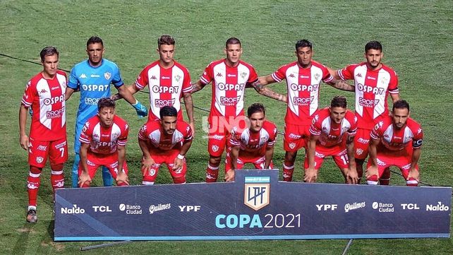 El equipo de Unión que se despidió como local ante Independiente en el 15 de Abril.