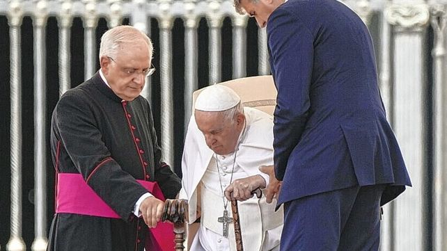 Por petición de los médicos, Francisco pospone su viaje apostólico a África