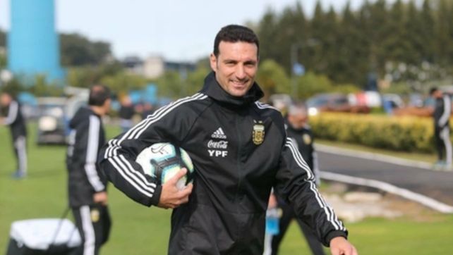 De Pujato al mundo. Lionel Scaloni está a un partido de tocar el cielo con las manos.