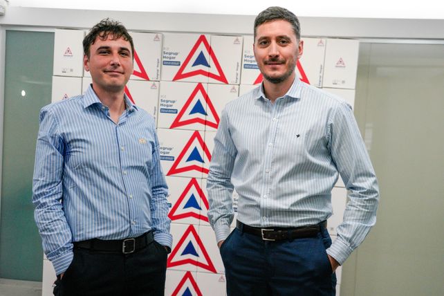 Alexis Beretta junto a Rolando Gutiérrez quien es el actual responsable Comercial de Proyectos de Segrup  Seguridad.