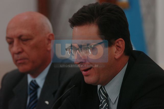 Por la polémica Patronato-Central renunció el ministro Leandro Corti