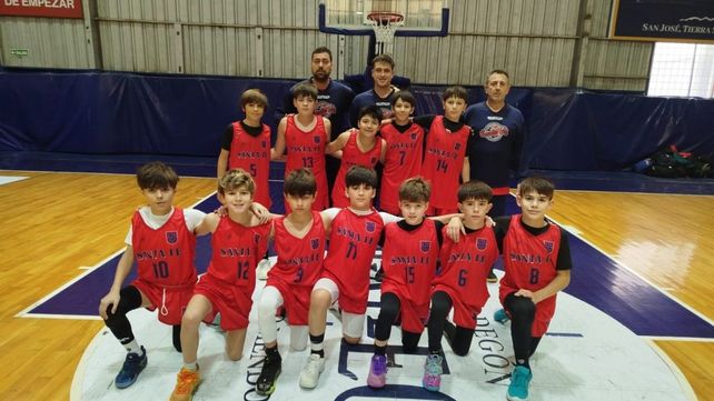 La selección masculina U11 santafesina de básquet