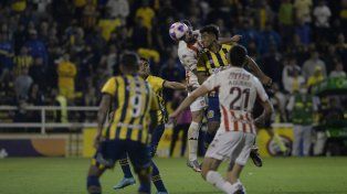 No pega el salto. Frías lo intenta en lo alto. Tuvo un mano a mano tras el 1 a 1. El Central de Tevez sigue sin arrancar.