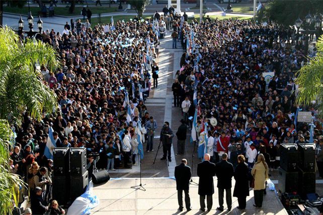 Alumnos de 4º grado de Santa Fe prometerán lealtad a la Bandera