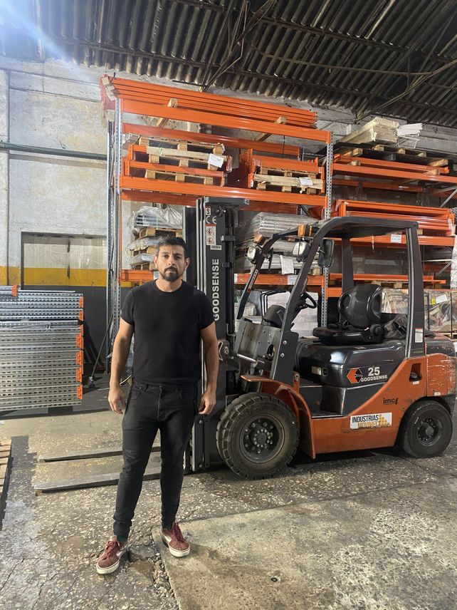 Oscar Codocea explica algunos ítems importantes a la hora de invertir en los racks de las naves.