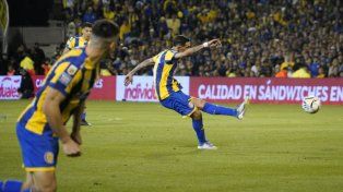 El golazo del Fideo de tiro libre en el último clásico rosarino