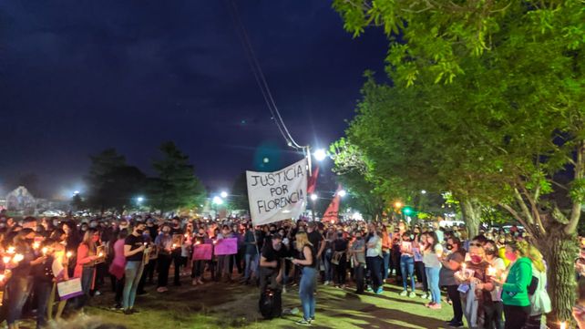 Desde el día del crimen distintas poblaciones se movilizaron para pedir justicia por Florencia.