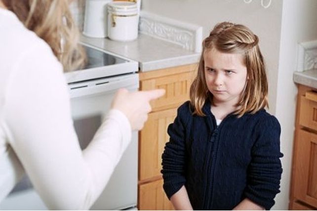 Padres atentos: 10 frases que pueden traumar a tus hijos