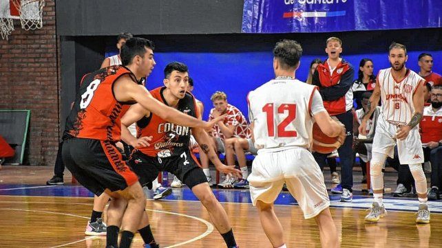 Unión se dio el gusto en el clásico ante Colón en el Súper 4