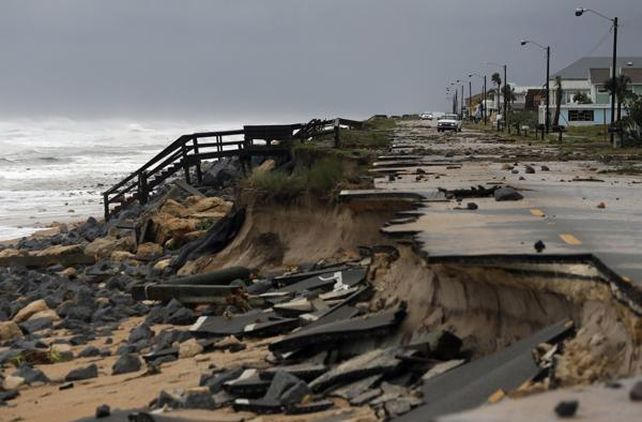 El huracán Matthew llegó a EEUU y dejó al menos 10 muertos en Carolina del Sur