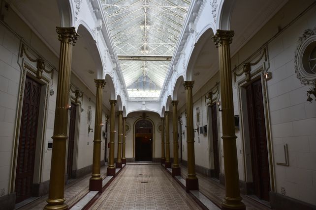 Ofrecen a la venta un histórico prostíbulo de barrio Pichincha