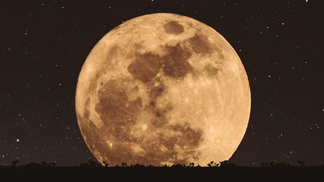 La última superluna del año será visible durante la noche del 4 de diciembre